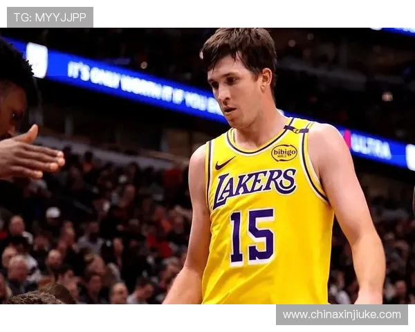 小里弗斯分析老詹在湖人角色转变为何需无球打法而非持球核心